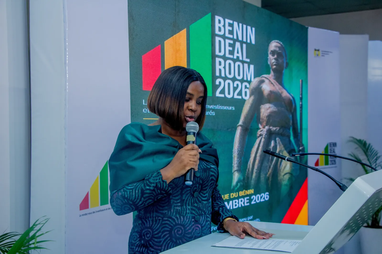 A speaker at the podium during Benin Deal Room 2026